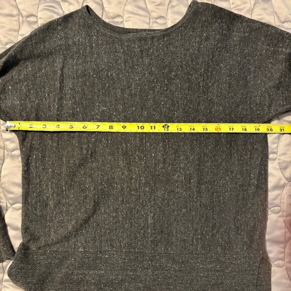 Banana Republic Factory Lightweight Long Sleeve Dark Gray Top Women XS - Picture 6 of 9